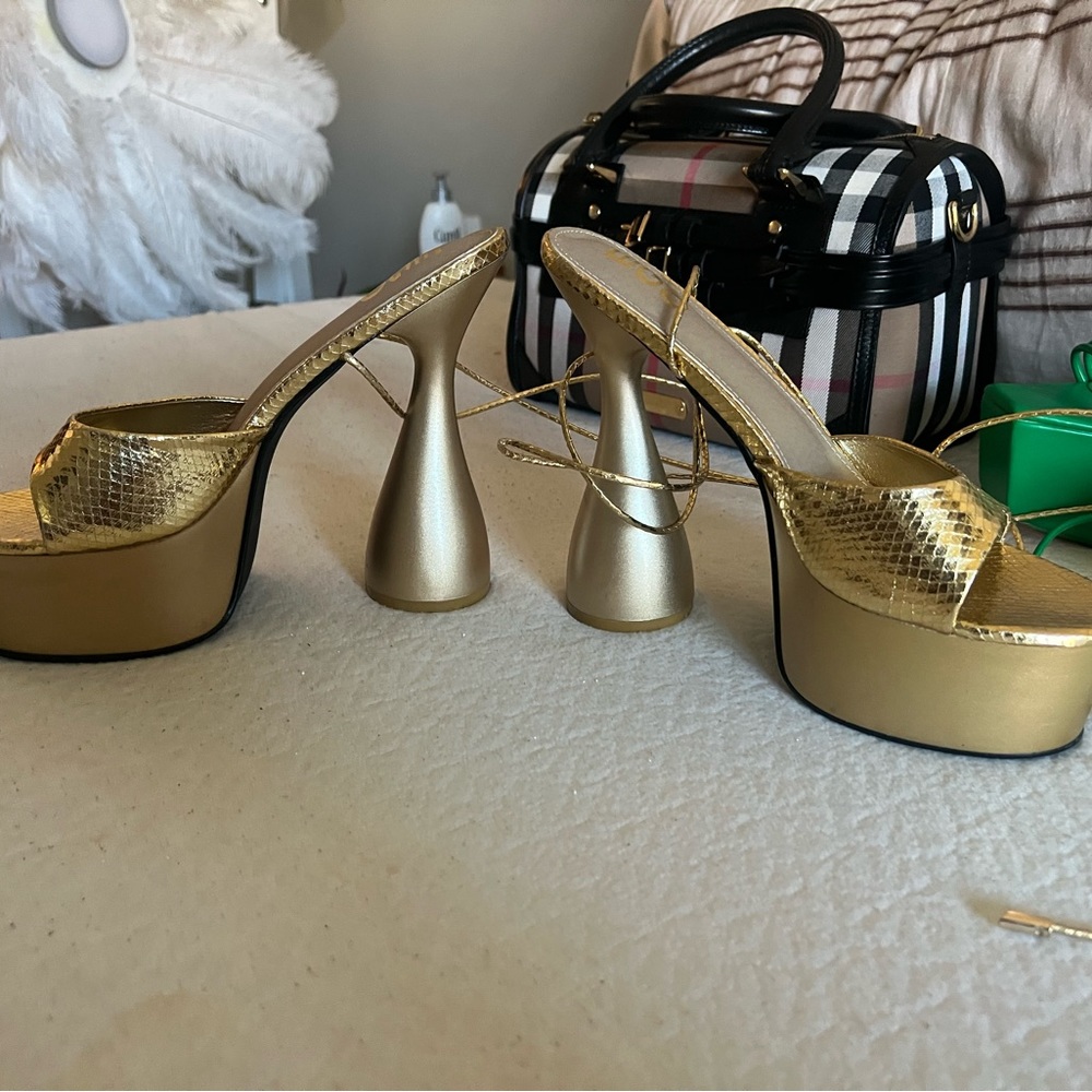 Ego heels